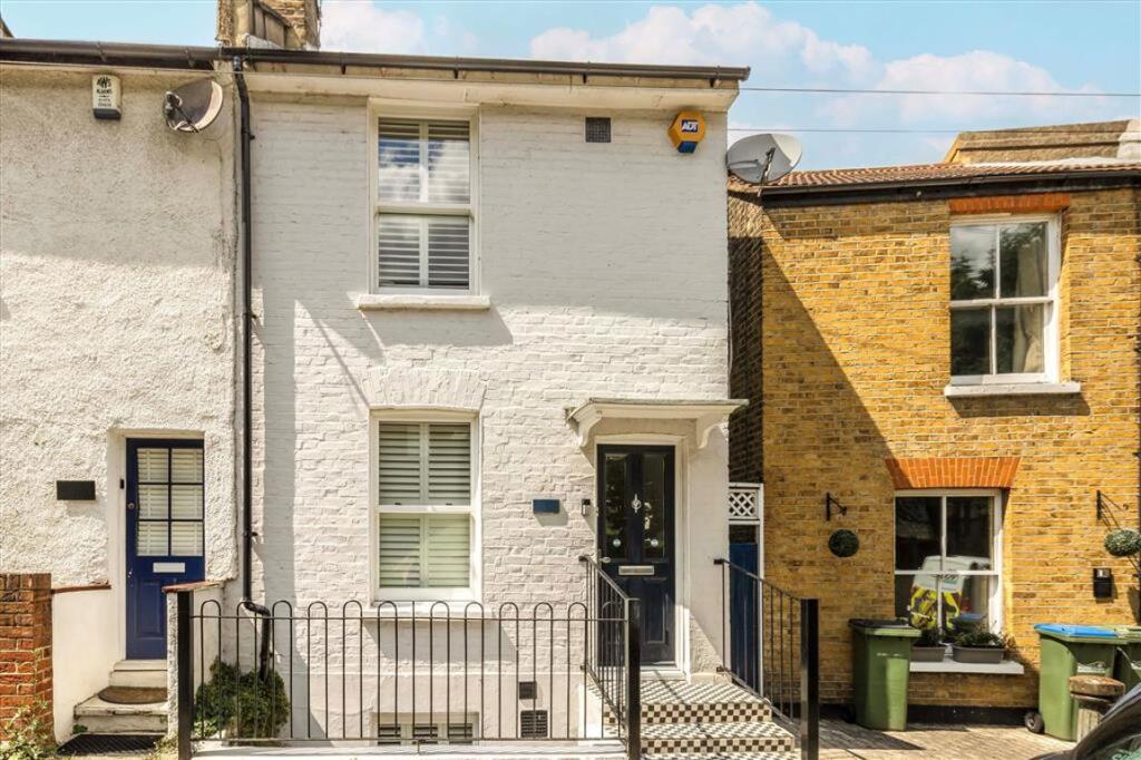 Main image of property: Red Lion Lane, Shooters Hill