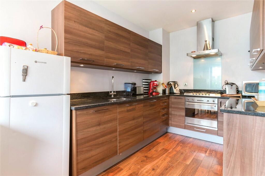 House in London, Sands End, Fulham - View 5
