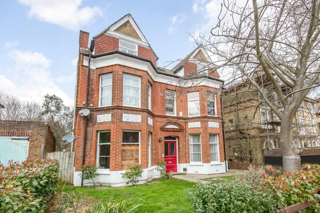 Main image of property: Victoria Crescent, London, SE19