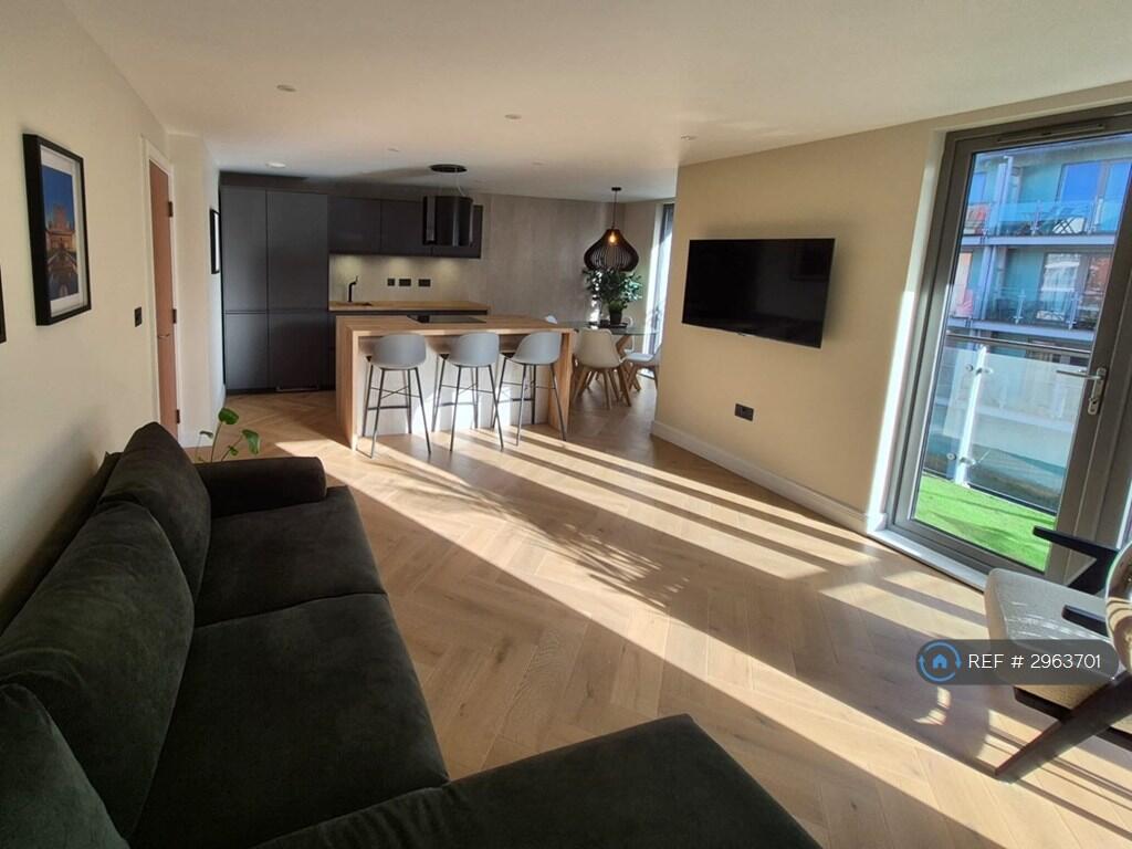 Main image of property: Cameronian Square, Gateshead, NE8