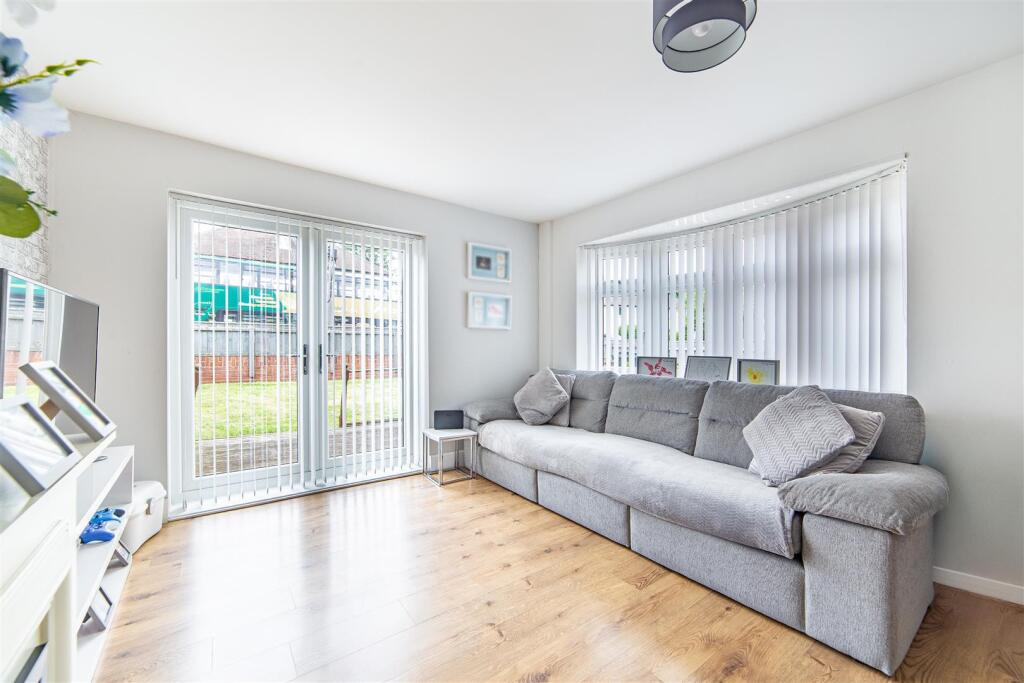 House in Newcastle upon Tyne - More
