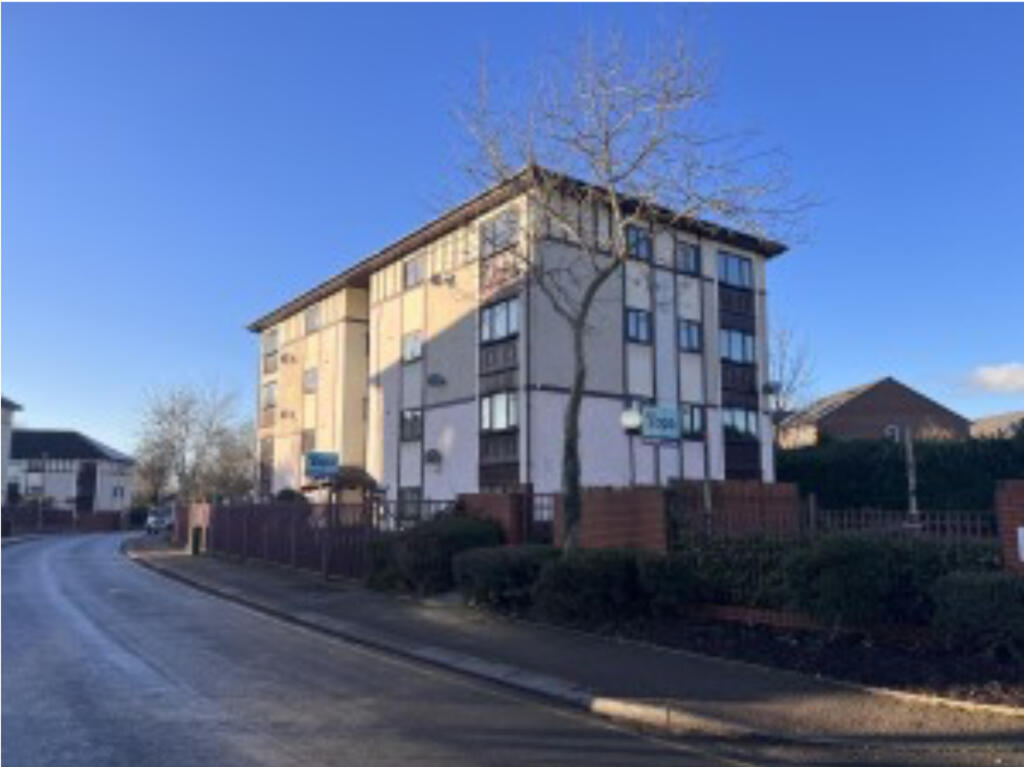1-bed flat on Grange Avenue, Preston, PR2, £39,995