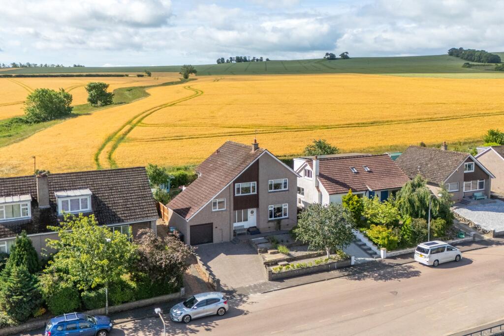 6-bed detached on 63, Kilrymont Road, St. Andrews, Fife, £550,000