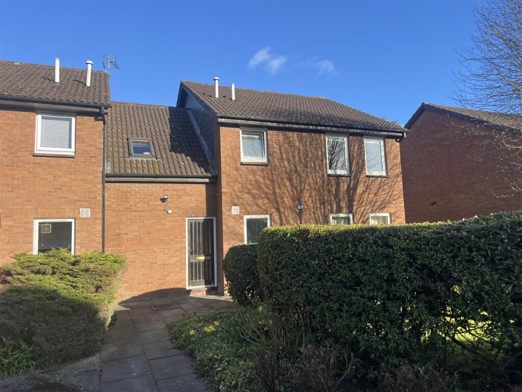 Quaker Lane, Darlington photo 4
