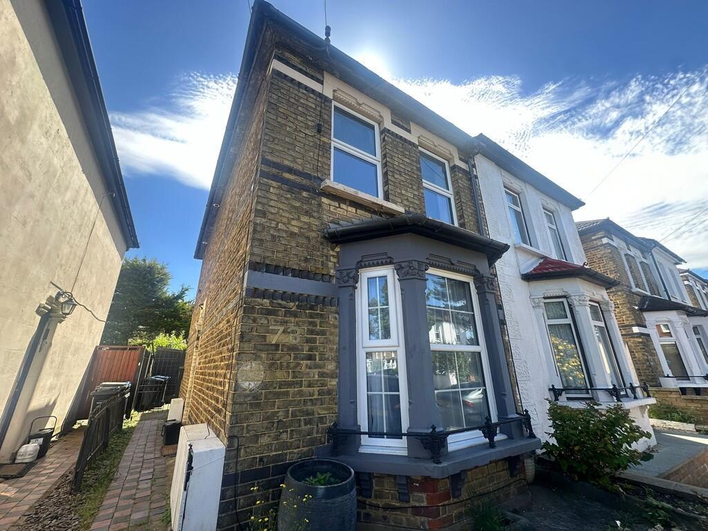 Main image of property: Chelsham Road, South Croydon, CR2