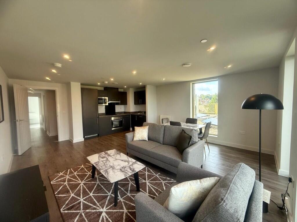 Main image of property: Oxford Road, Luton, Bedfordshire, LU1