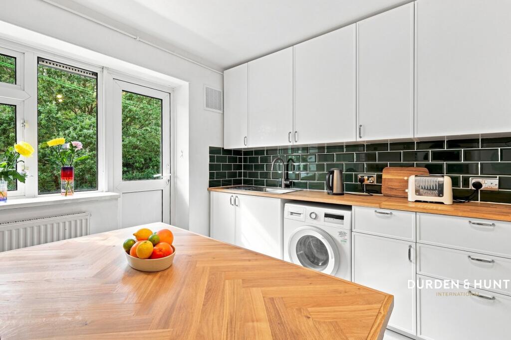 Apartment in London - View 5