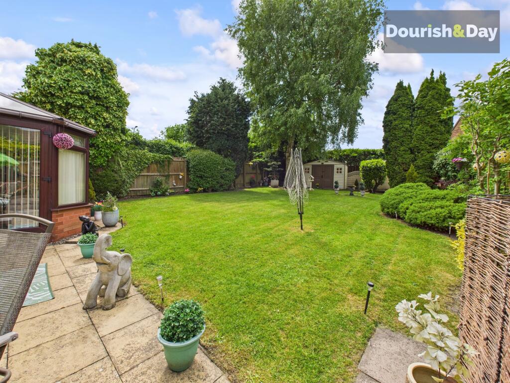 St. Thomas Drive, Hednesford, WS12 photo 4