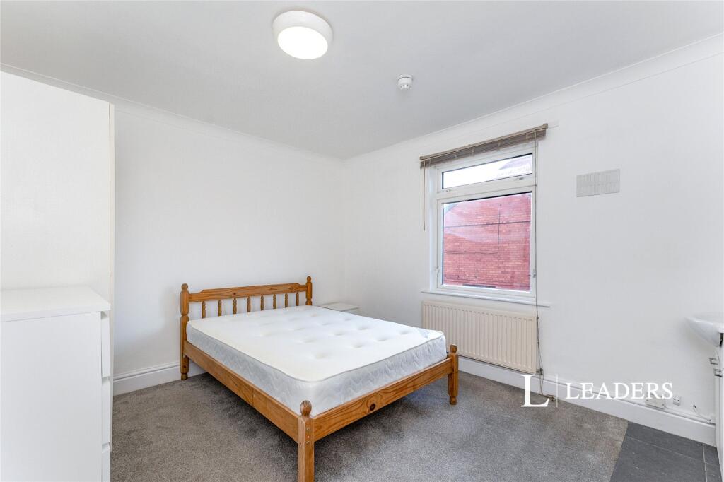 Main image of property: West Street, Hoole, Chester, CH2