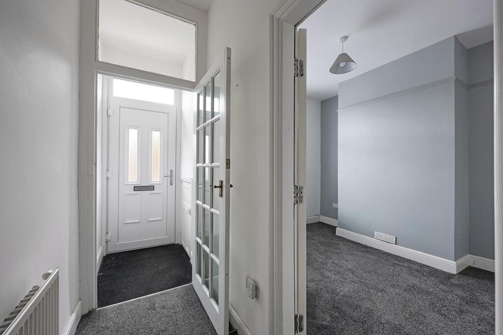House in Burnley, Rose Grove - View 2