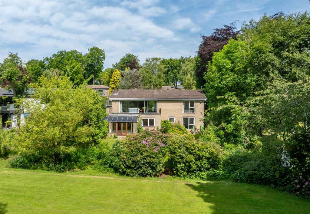 Main image of property: Edgewood, Darras Hall, NE20