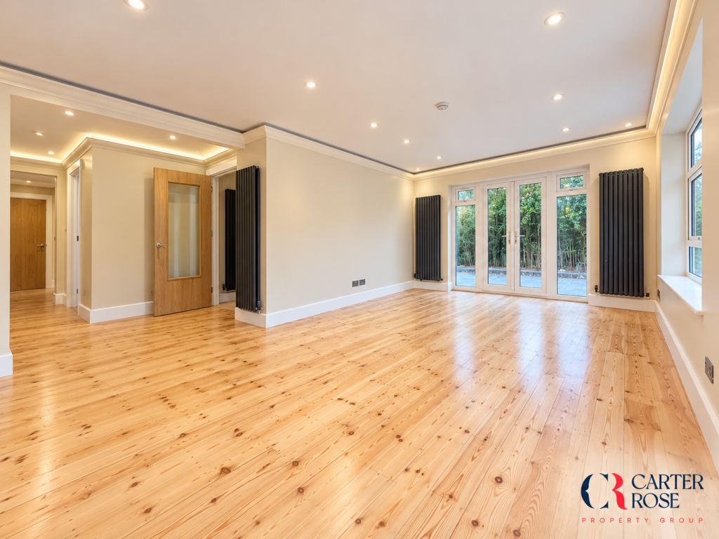 House in London - View 2