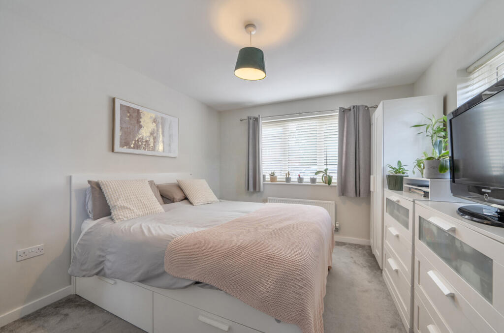 Apartment in Rushmoor, Farnborough Town Centre, Farnborough - More