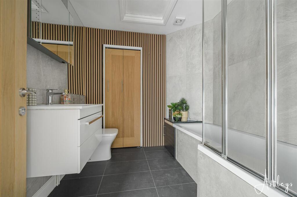 Apartment in Mumbles, Thistleboon - View 5