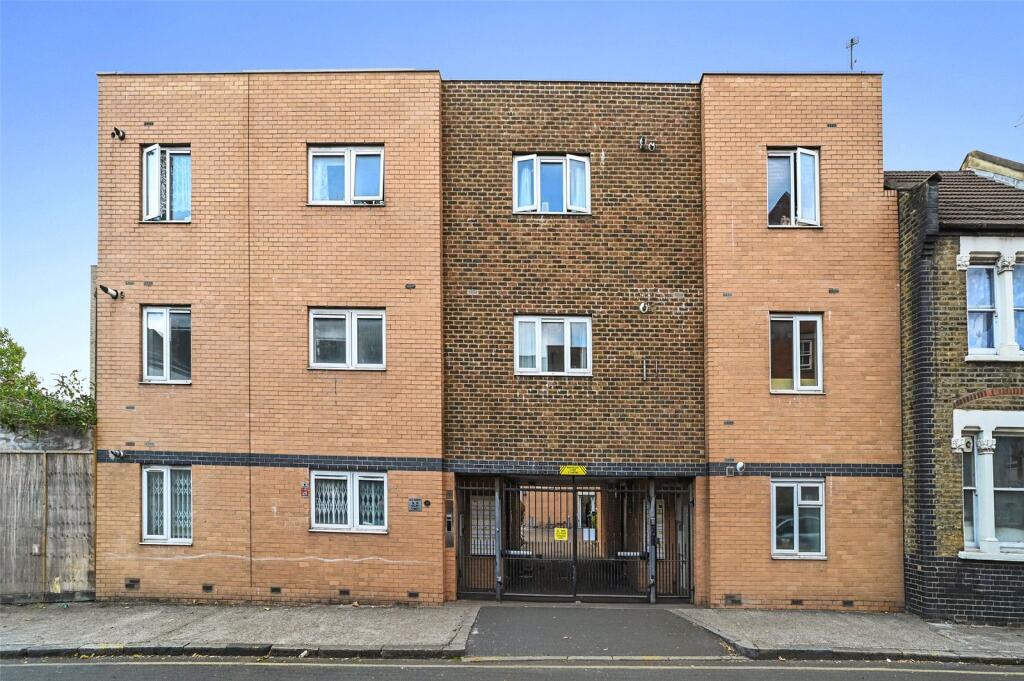 Apartment in London - View 2