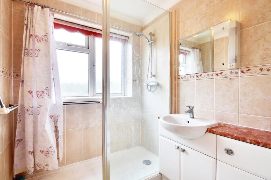 Rosedene Court, West Dartford, Kent, DA1 photo 4