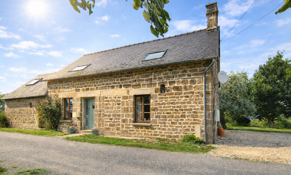 Main image of property: Couesmes-Vaucé, Mayenne, Pays de la Loire