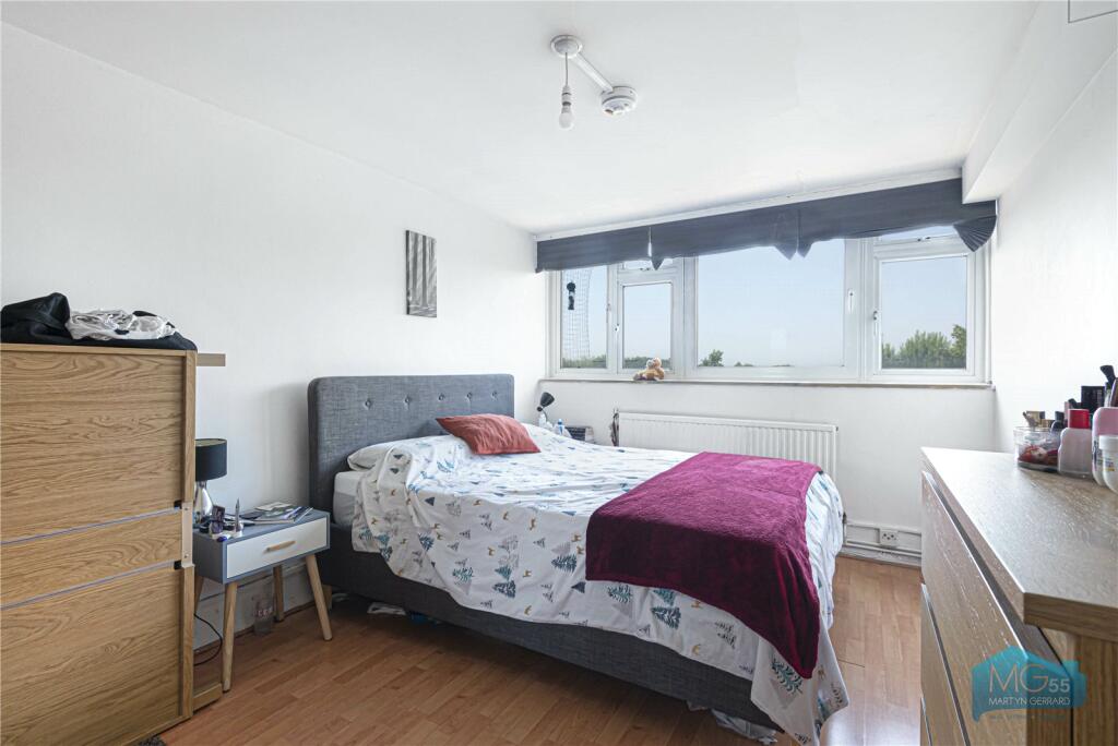 Apartment in London - View 5