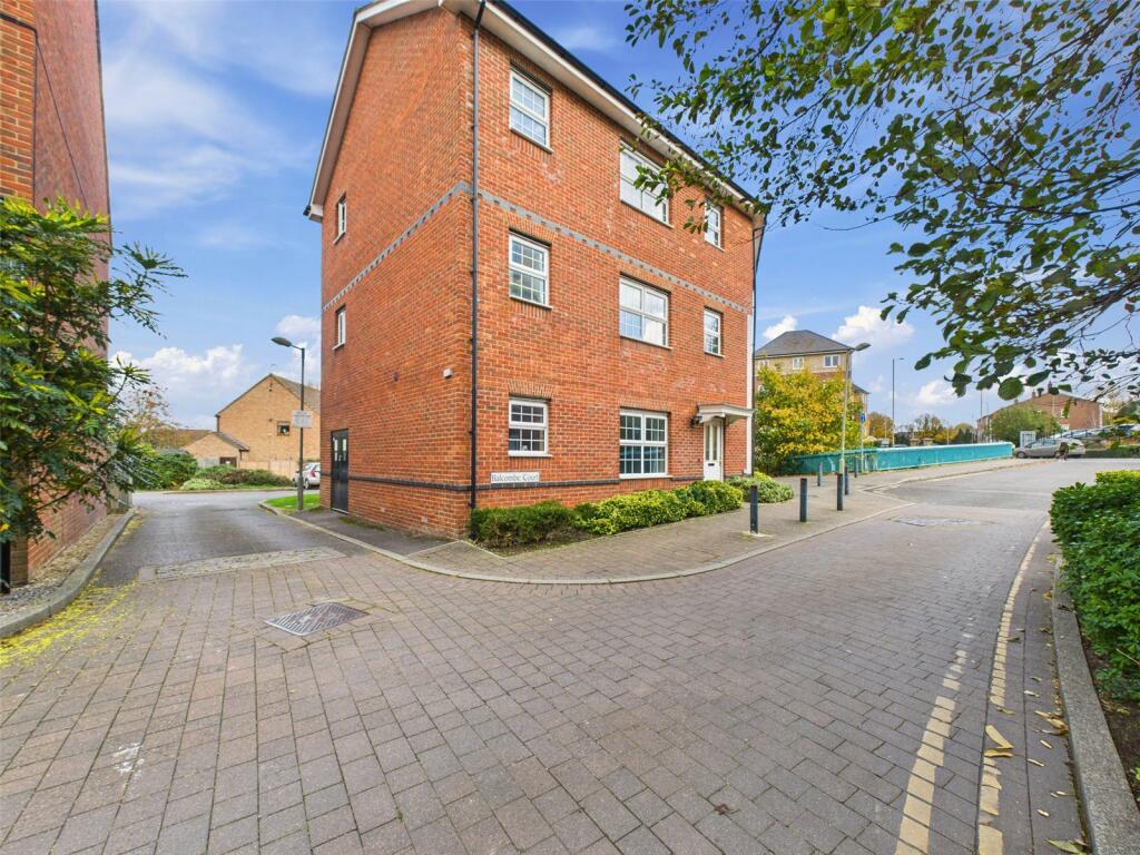 Main image of property: Balcombe Court, Smiths Wharf, Wantage, OX12