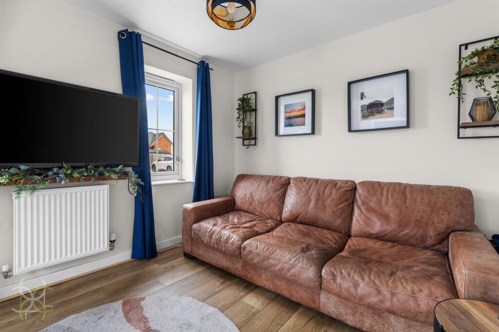 House in Worcester - View 4