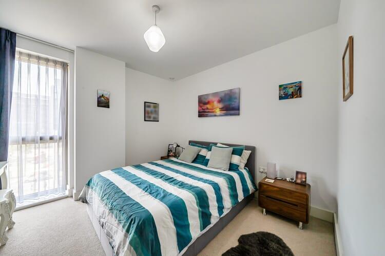 Apartment in Harrow - More