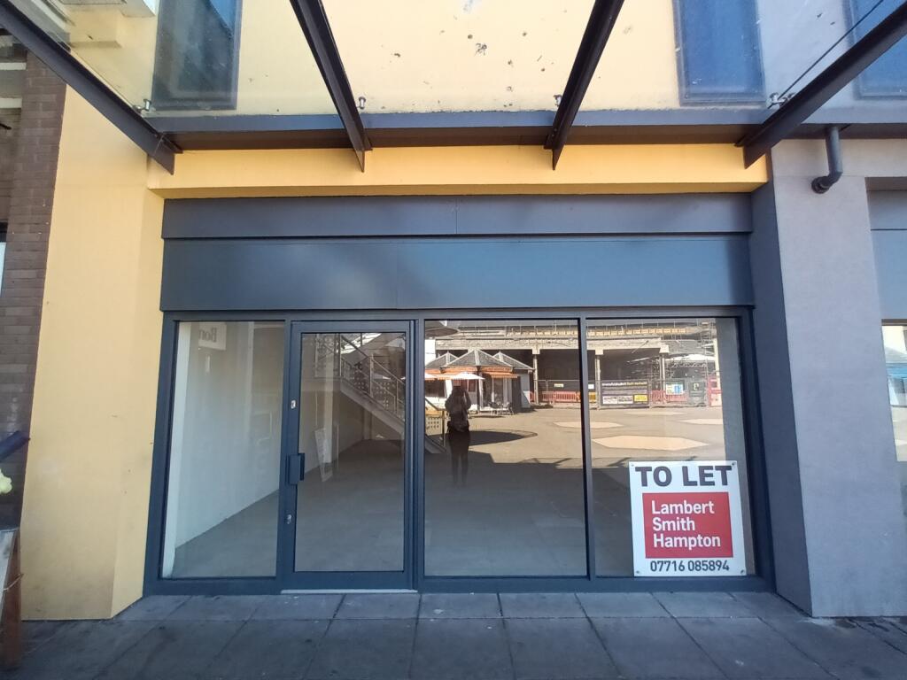 Main image of property: 18 Market Walk, Newton Abbot, South West, TQ12