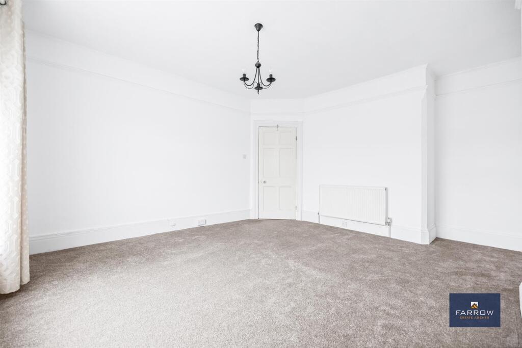Apartment in Doncaster - More