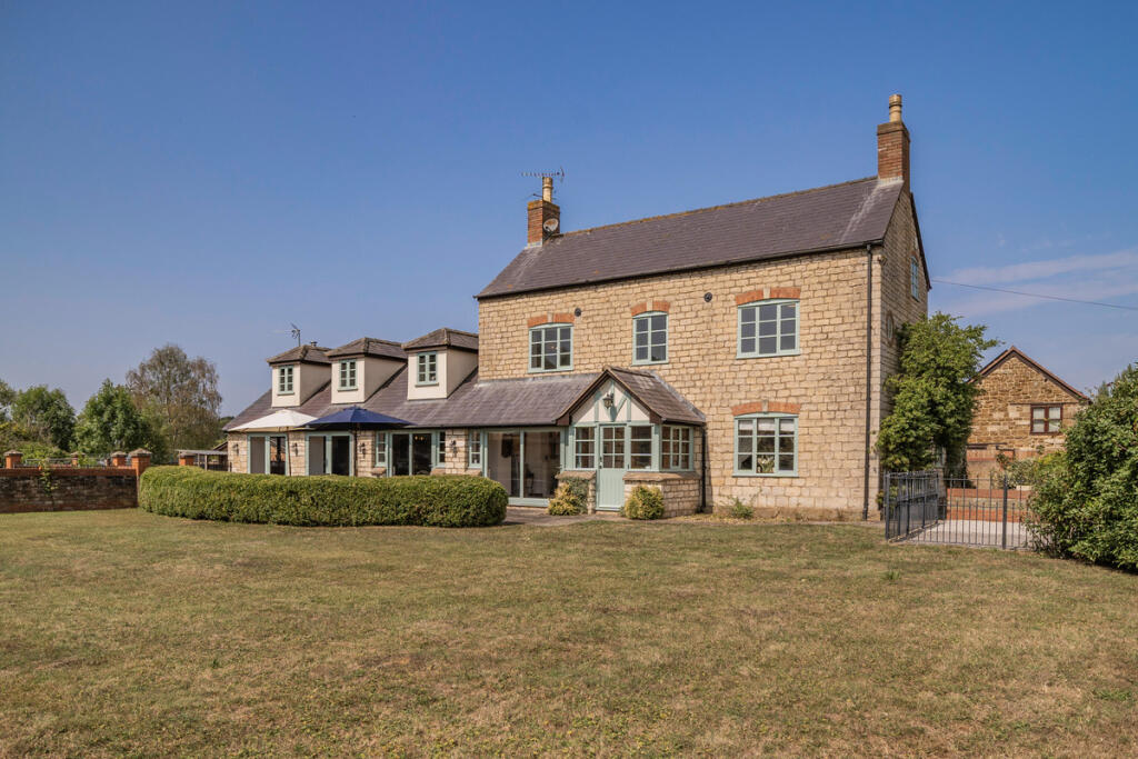 Main image of property: Breadstone, Berkeley, GL13