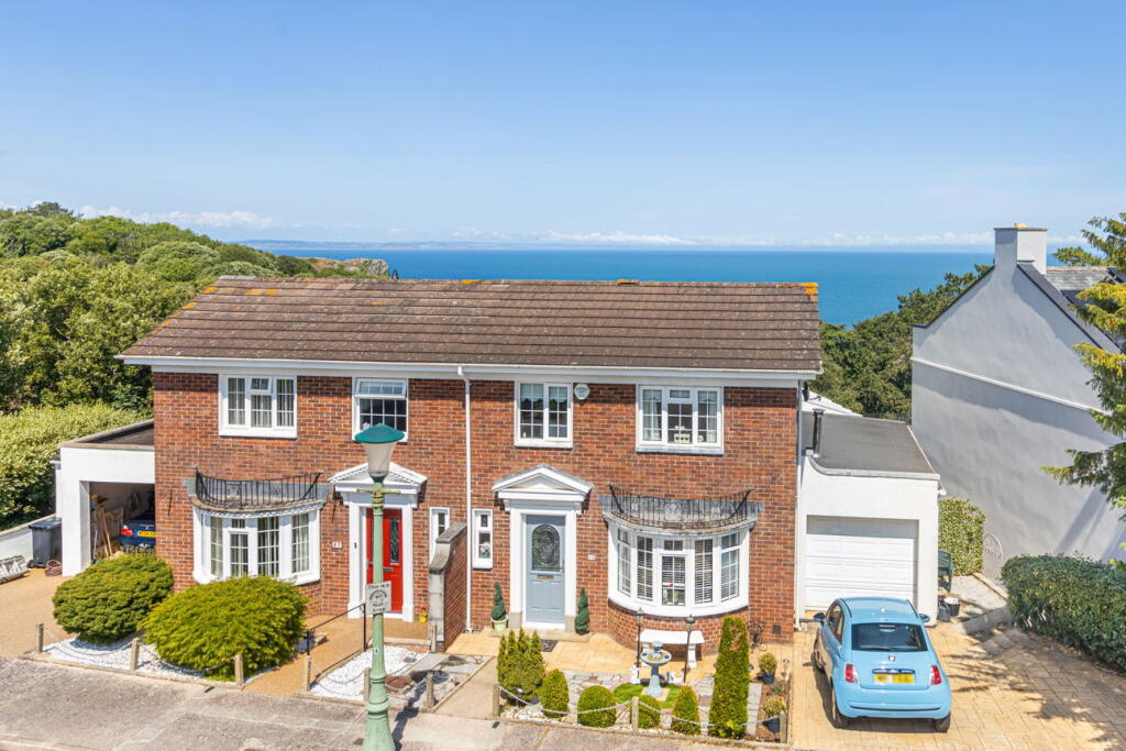 Main image of property: Thorncliff Close Torquay Devon TQ1 2QW