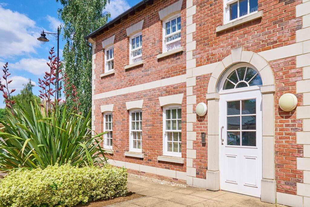 Main image of property: Thornton Hall Close, Northampton, NN2