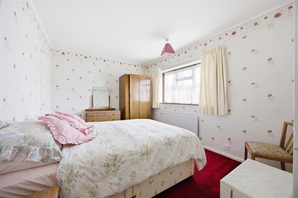 House in London, Cowley - View 5
