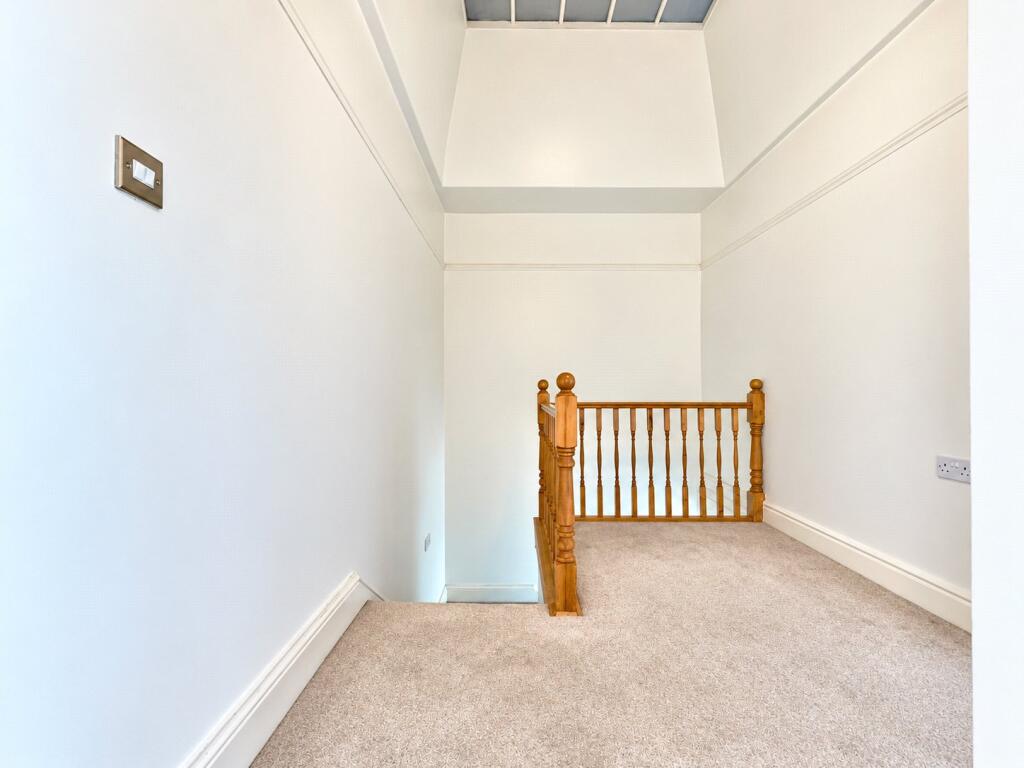 Apartment in Wirral, West Kirby - View 5