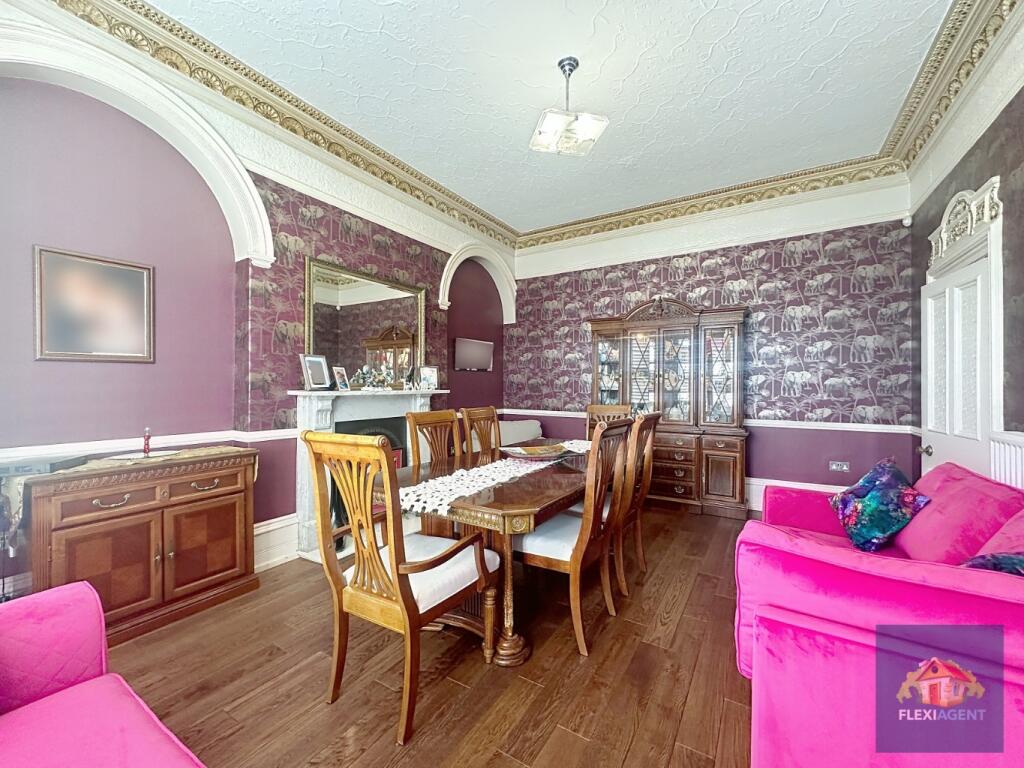 Scarisbrick New Road, Southport, Merseyside, PR8 6LJ photo 4