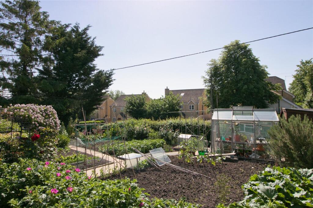 Shoemaker Lane, Brinkworth photo 3