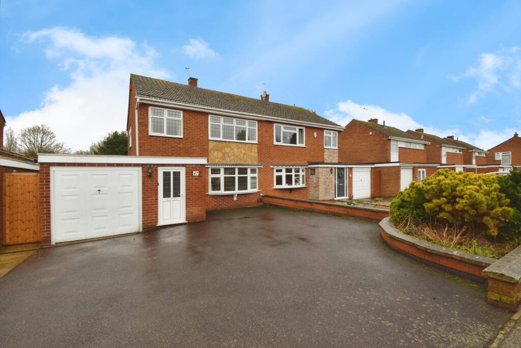 Main image of property: Worcester Avenue, Birstall, Leicester, Leicestershire, LE4