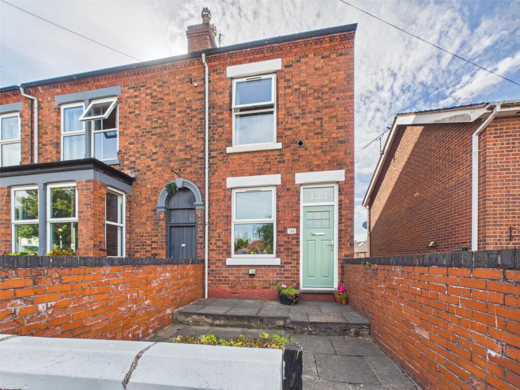 Main image of property: Derby Road, Heanor, Derbyshire, DE75