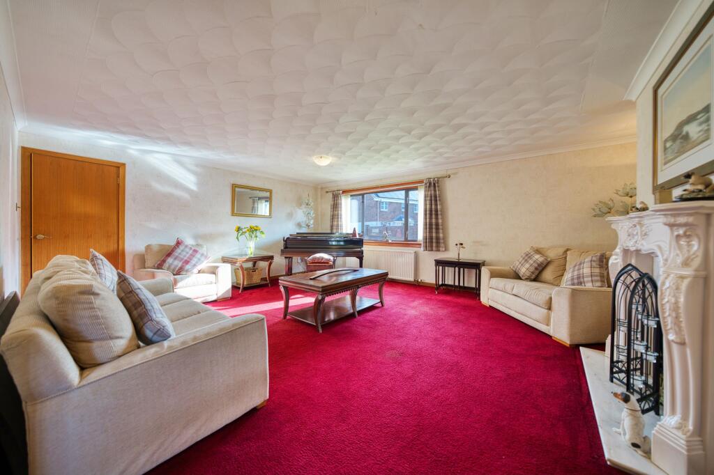 House in Motherwell, South Lanarkshire - More