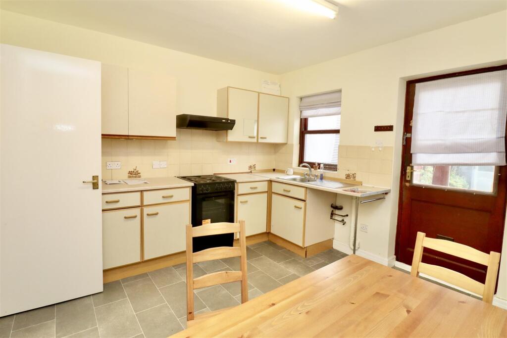 House in York - View 4