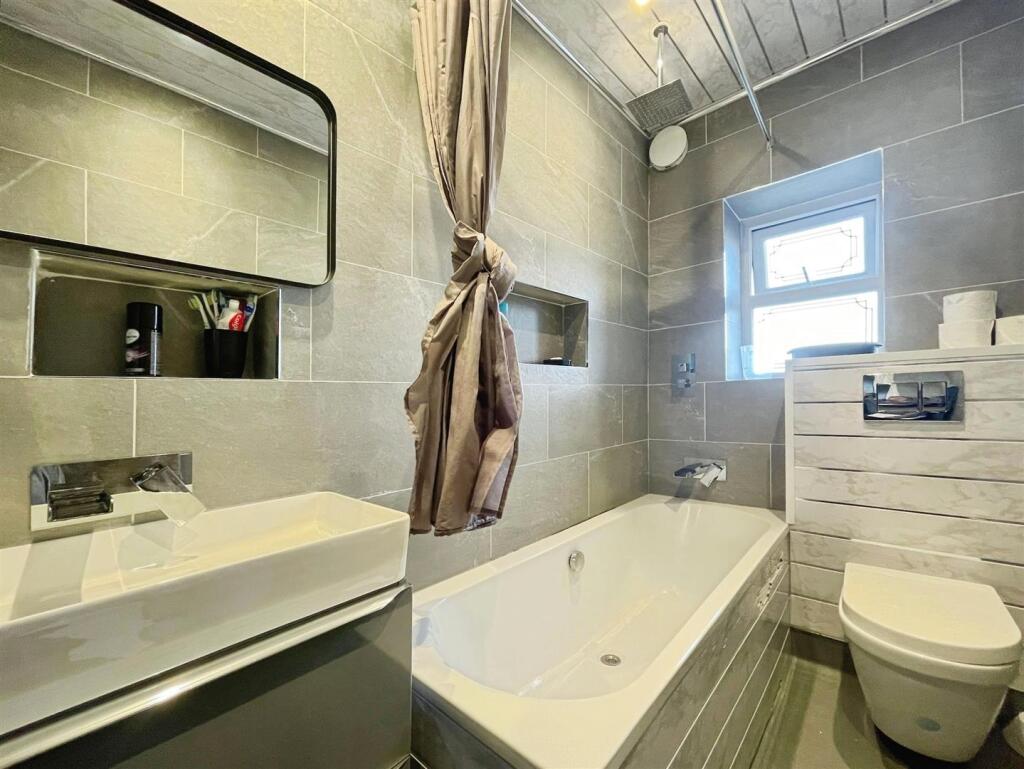 Additional image 16 of Paley Road Bradford, BD4 7EJ