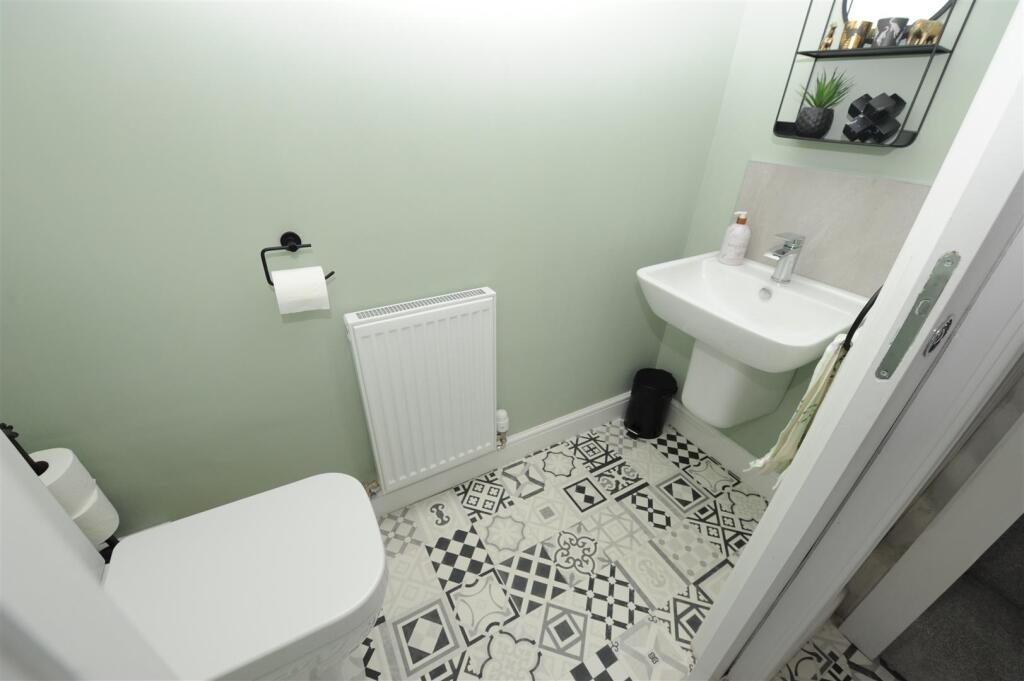 Additional image 10 of Hutton Hall Drive, Eccleshill, Bradford