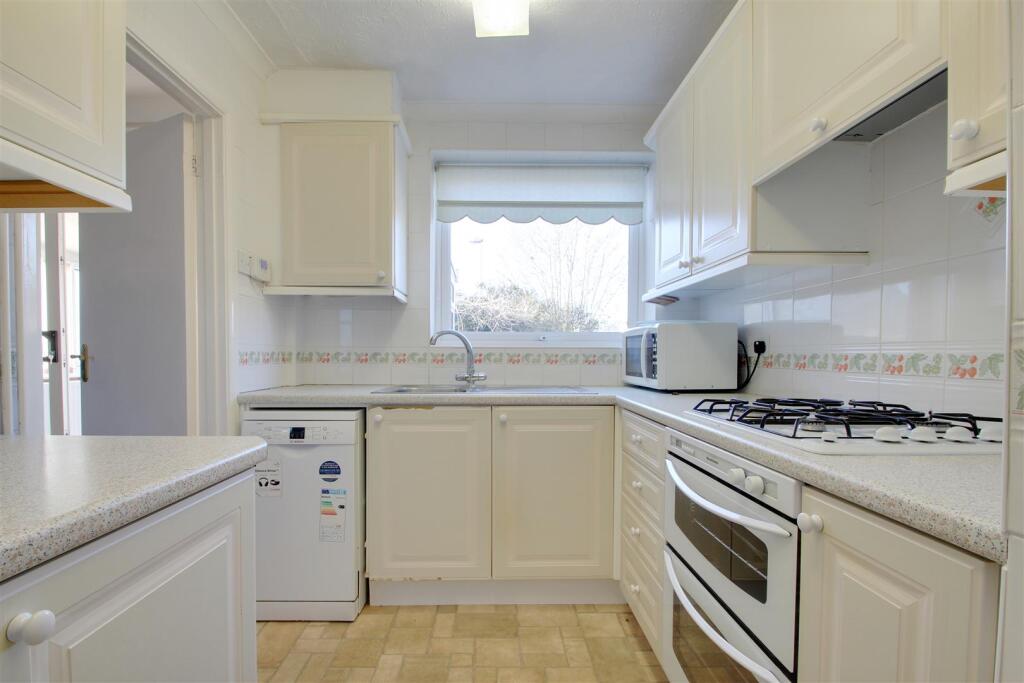 Galsworthy Road, Goring-By-Sea, Worthing - View 4