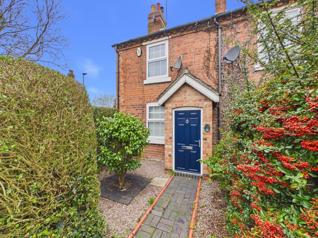 2-bed house on Station Road, Mickleover, £199,950