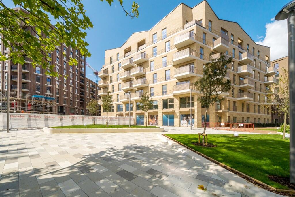 Main image of property: Carraway Street, Reading, RG1