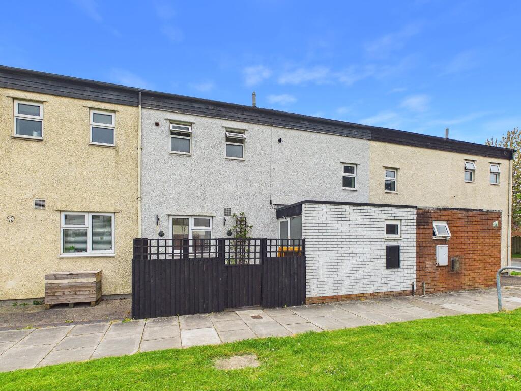 Main image of property: Flemingston Road, St. Athan, CF62