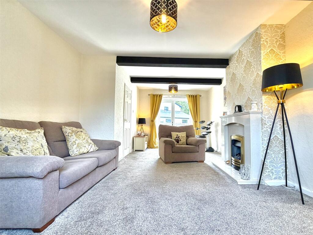 House in Bromborough, Spital - View 4