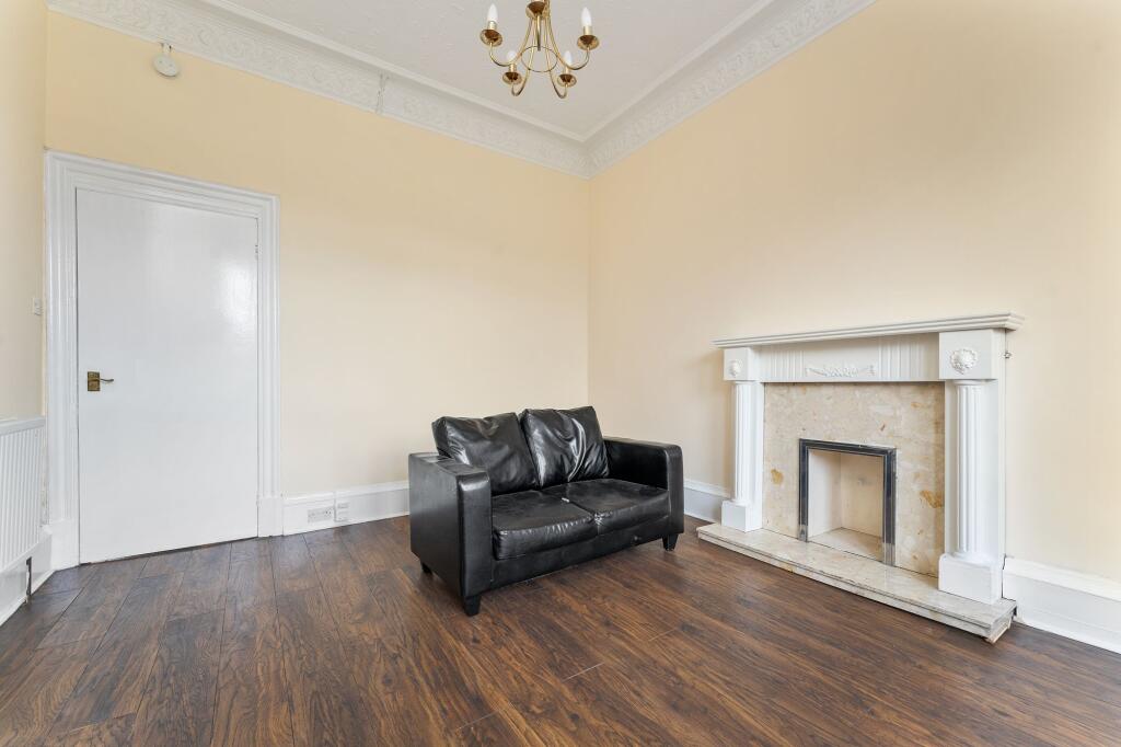 Apartment in Glasgow, Haghill - View 5