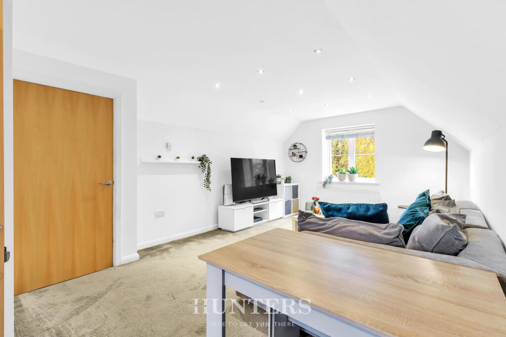 Greenhill Road, Middleton, Manchester photo 3