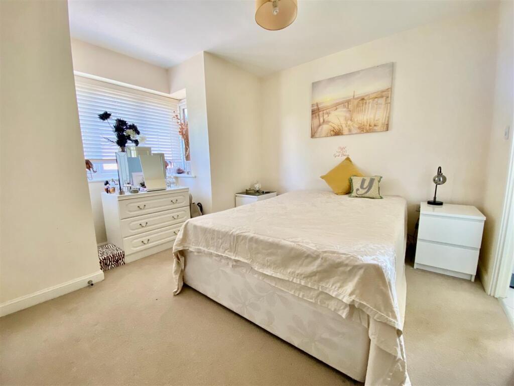 Woodwynd Close, Bowbrook, Shrewsbury - More