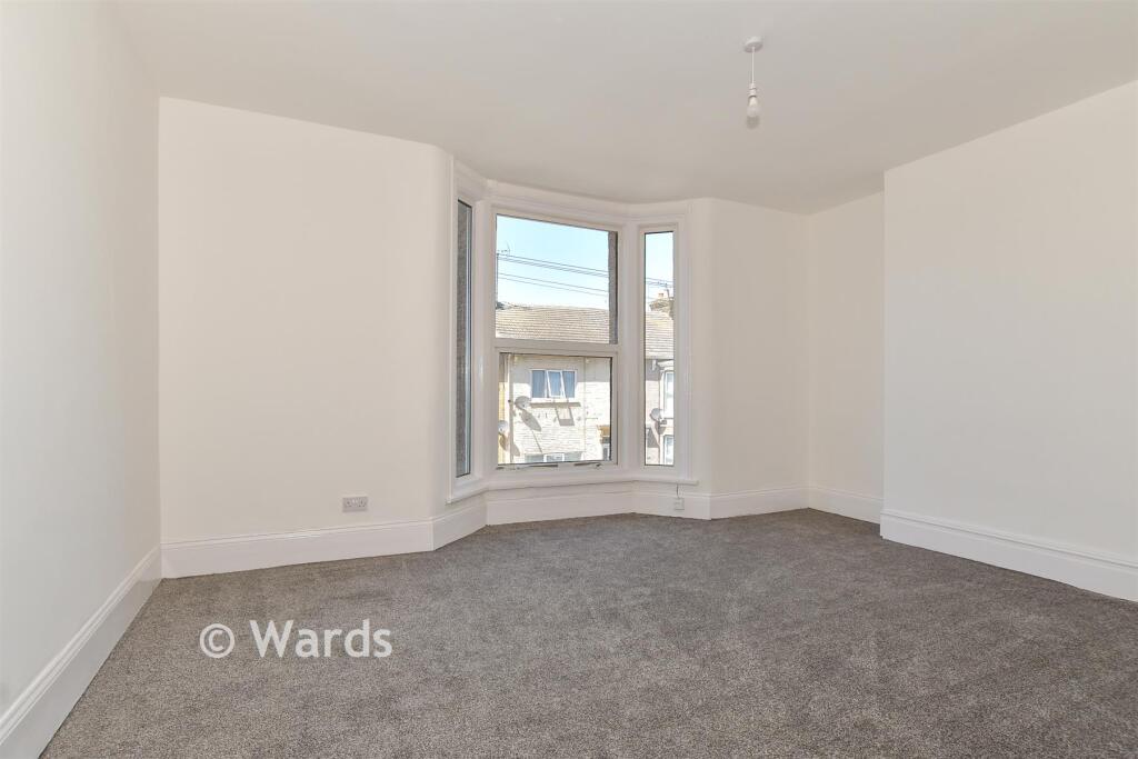 House in Sheerness, Marine Town - View 2