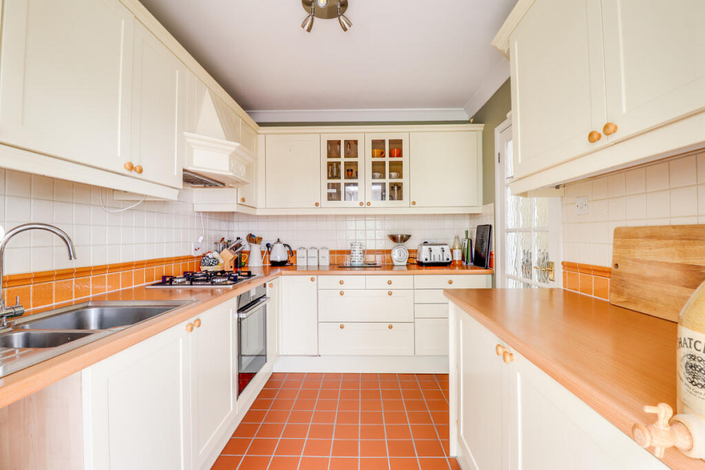 Sidwell Chase, South Benfleet photo 4